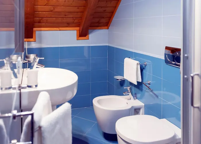 Helena * Albarella Island